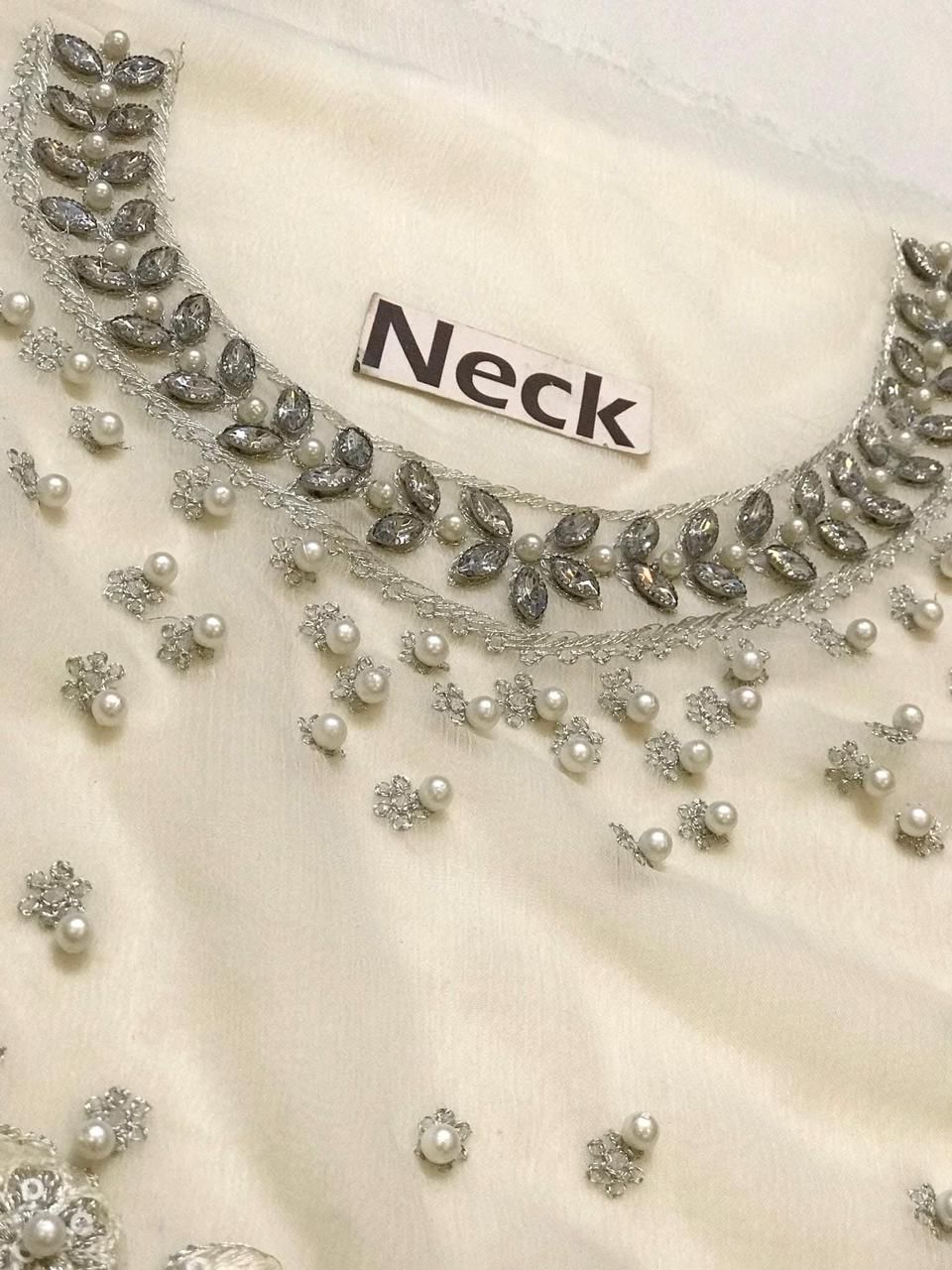 Maria B – Chiffon Luxury 3Pc Suit