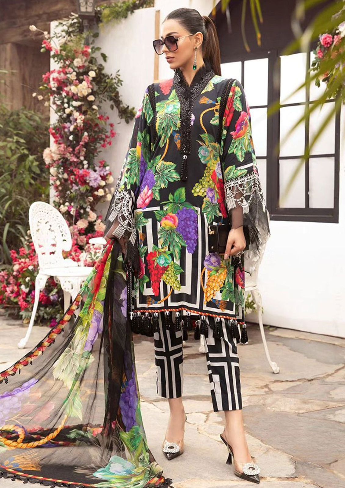 Heavy Fancy Embroidered Lawn 3Pc