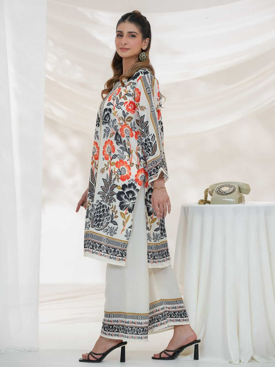 Marjaan Co-Ord Set (white)