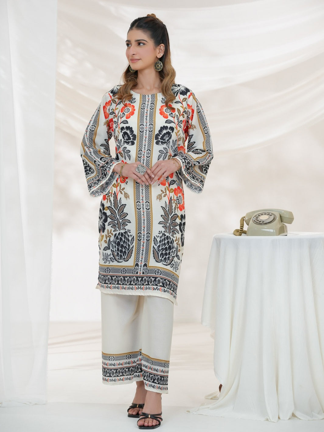 Marjaan Co-Ord Set (white)